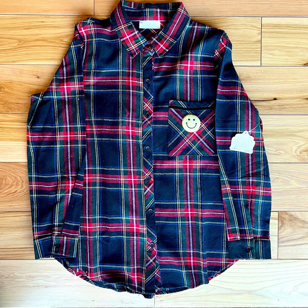 Altar’d State girls plaid oversized shirt with smiley face logo Size S